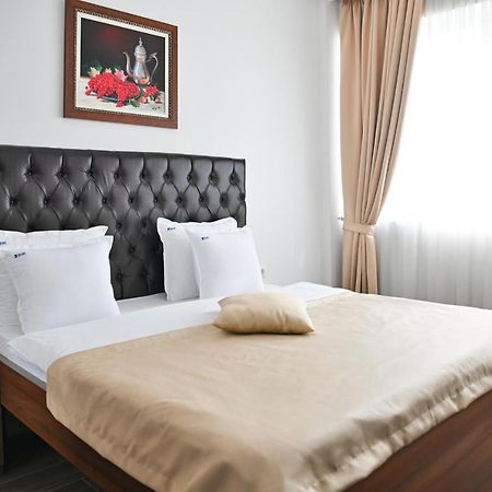 Motel Celebic Mitrovici  Extérieur photo